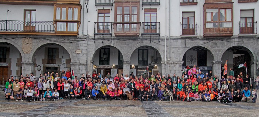 Foto de grupo de la edicion de la ruta castreña 2024